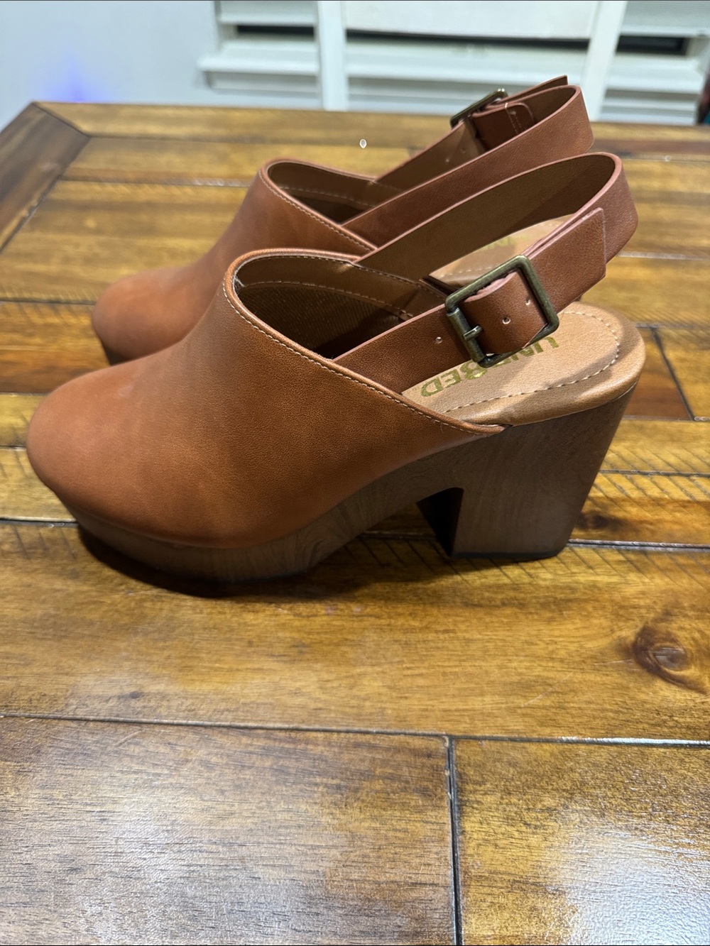 New Women’s Brown Slingback Platform Heels